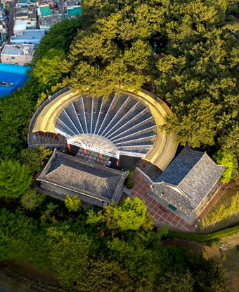 수영사적공원 전경 사진
