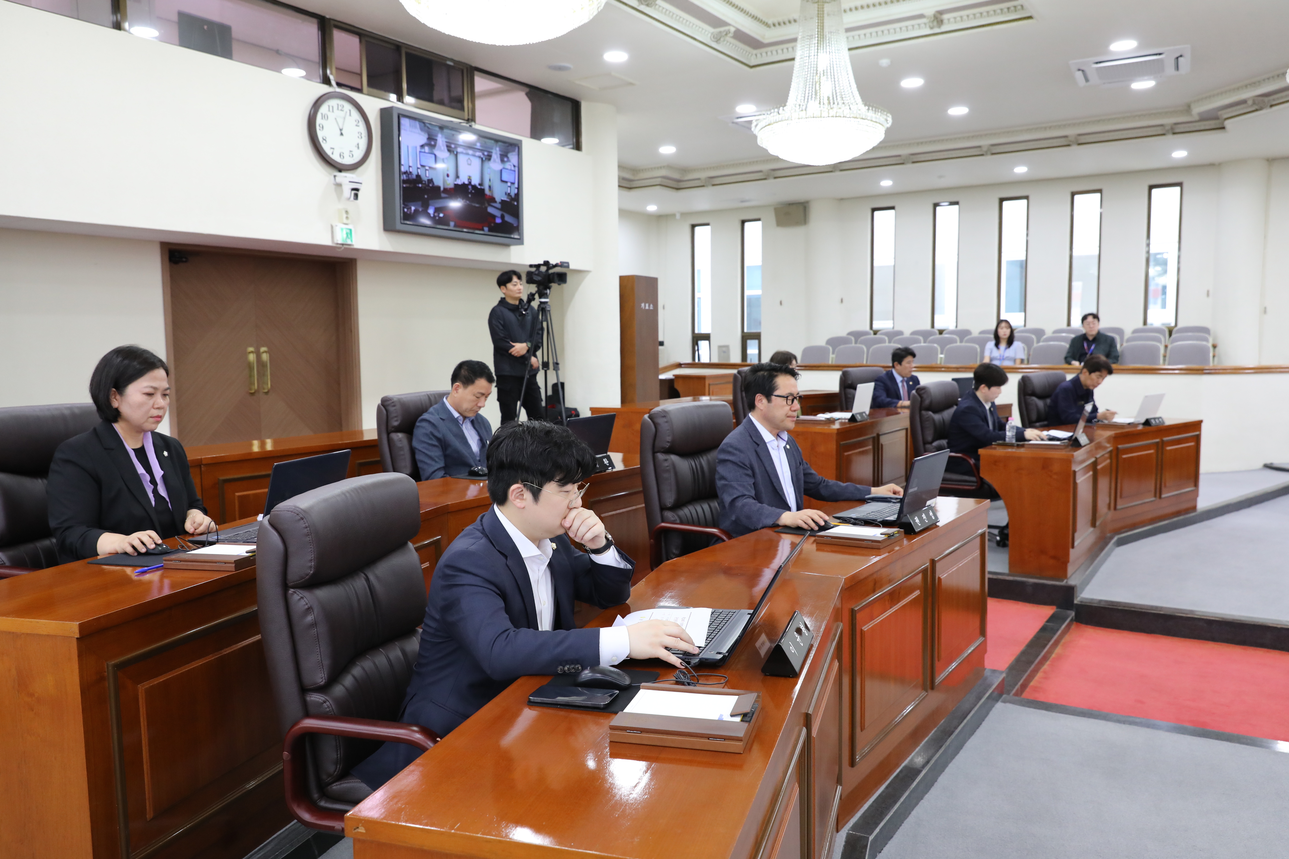 제258회 정례회 제2차 본회의(1) 2