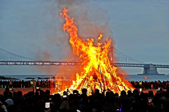 액운은 태우고  복은 들어오고 첨부파일 이미지