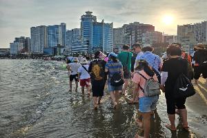 슈퍼어싱 광안리, 맨발걷기 챌린지
