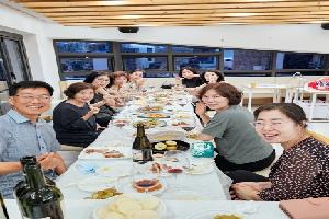 수영성 어울주방에서 와인파티를 열다