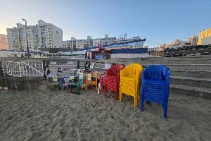 광안리해변 `공유의자 비치