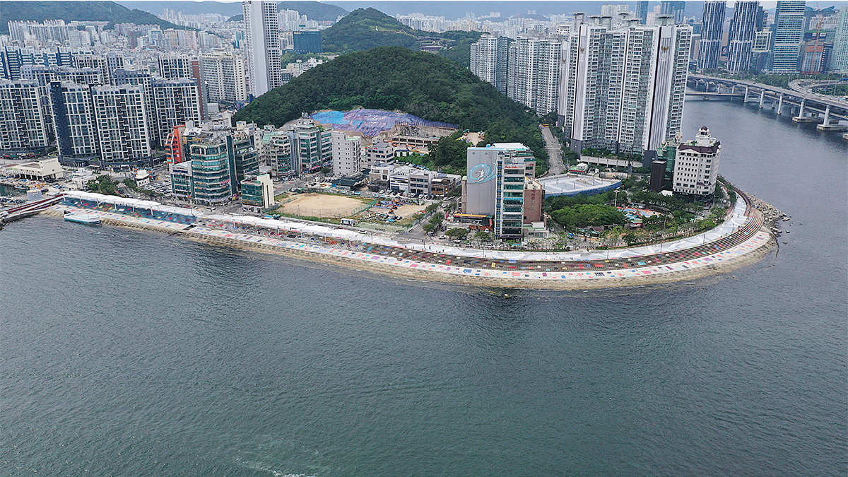 Namcheon Waterside Park and Millak Waterside